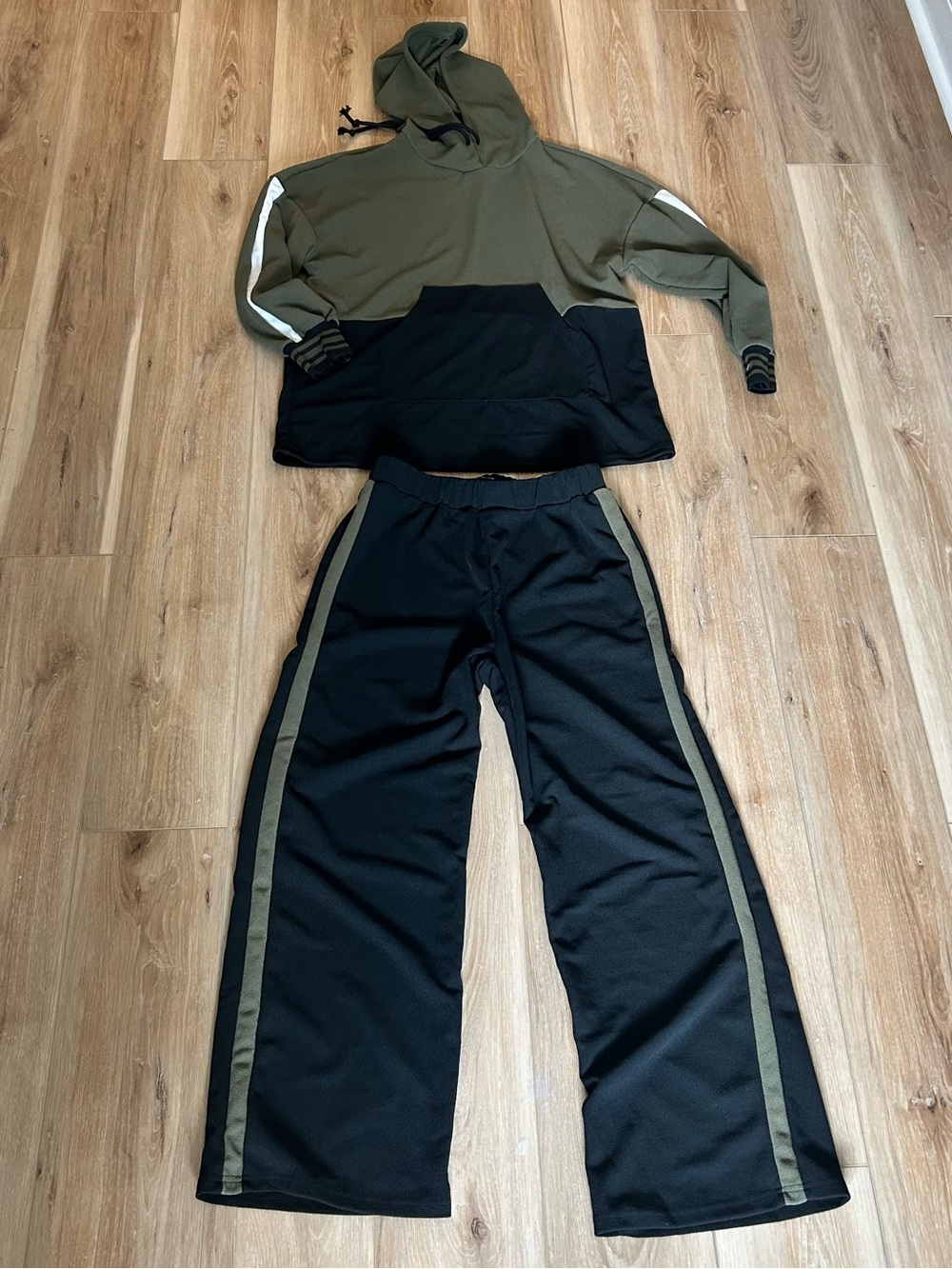 SHEIN Black Sweatsuit with Olive Side Stripes